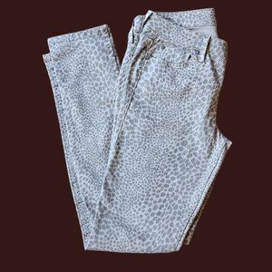 Level 99 skinny jeans, Liza style, cobblestone, size 29